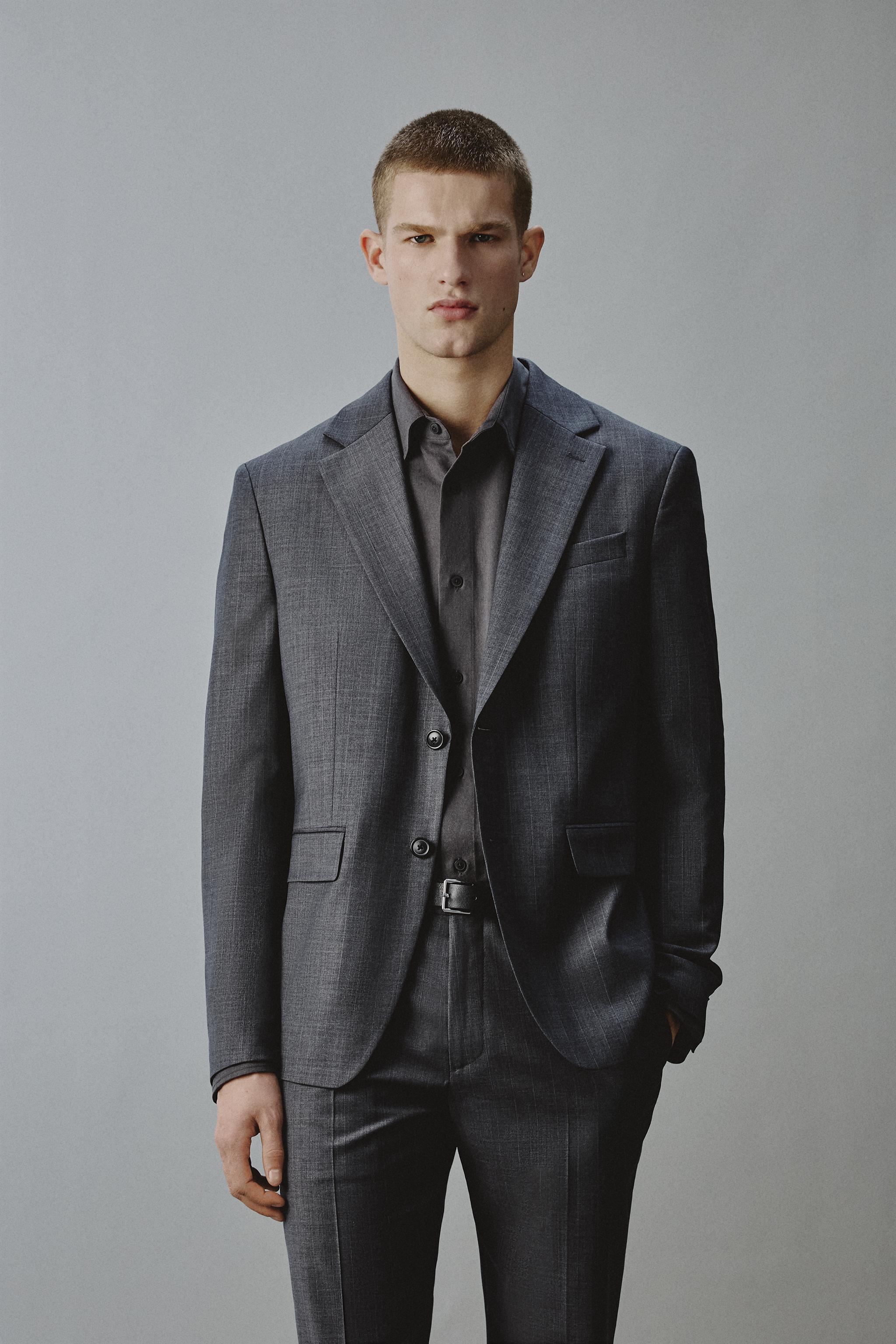 REGULAR FIT PINSTRIPE SUIT BLAZER